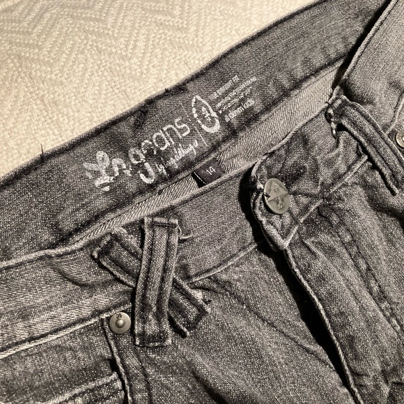 Washed out blk Lrgeans 14 - Picture 3 of 8